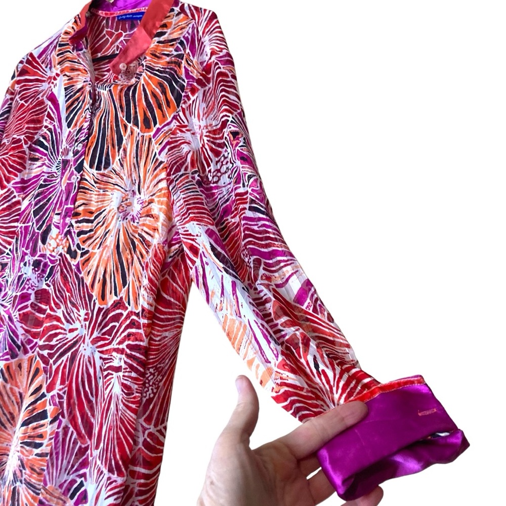 Georg Roth Blouse W/ Turn Cuff Size Large - Picture 2 of 8